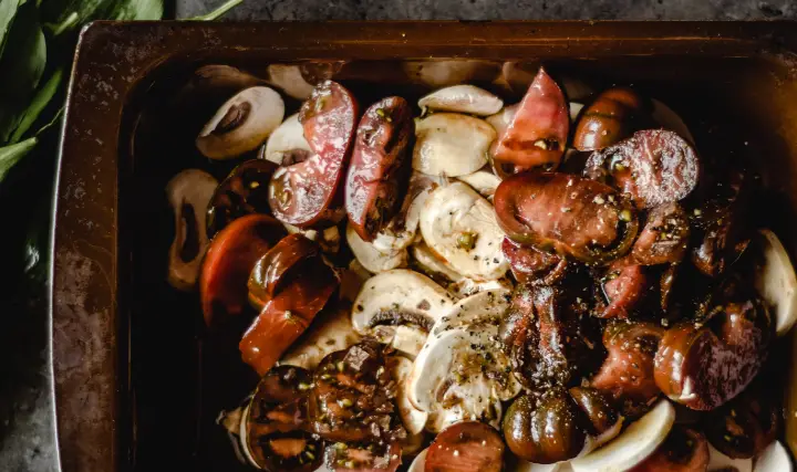 How To Clean Burnt Oven Tray