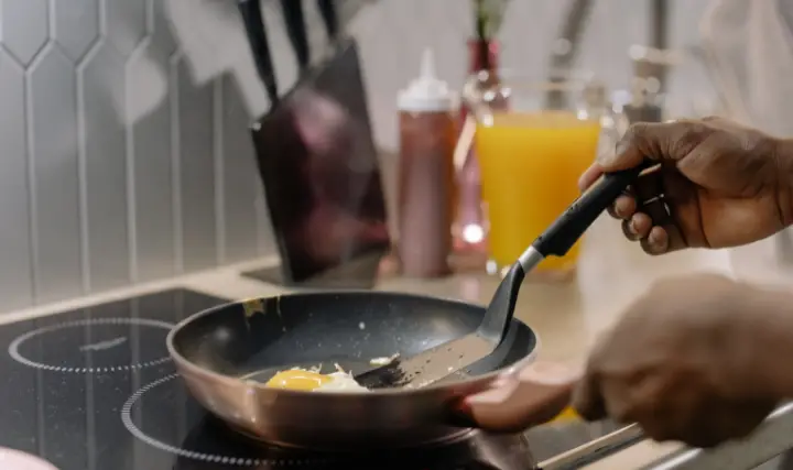 How To Clean gas Stove Top With Baking Soda