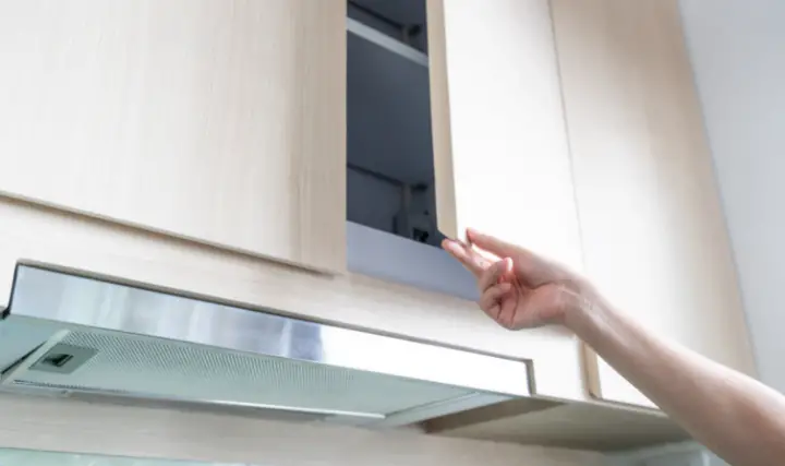 How To Get Greasy Fingerprints Off wooden Kitchen Cabinets