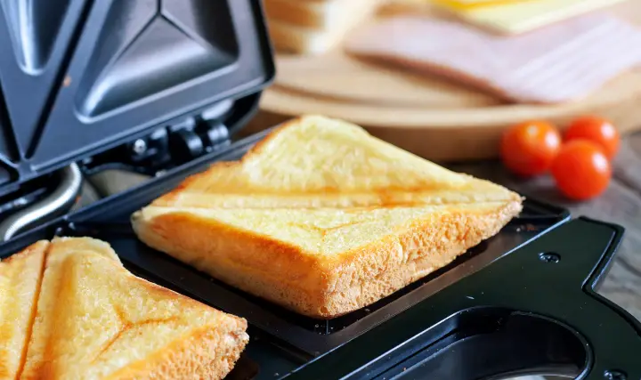 How to Clean Sandwich Toaster
